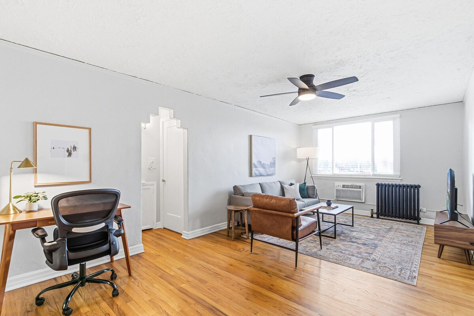 Building Photo - 1666 Detroit St