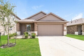 Building Photo - 9913 Gln Brk Ln