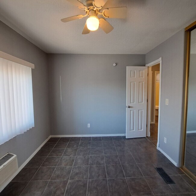 Building Photo - 5033 Sitka Ln
