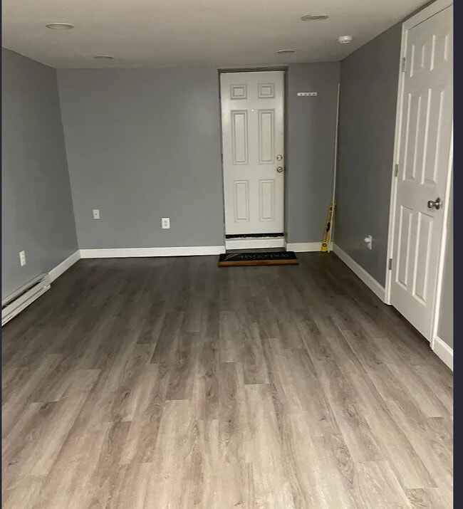 Building Photo - 4014 Annellen Rd