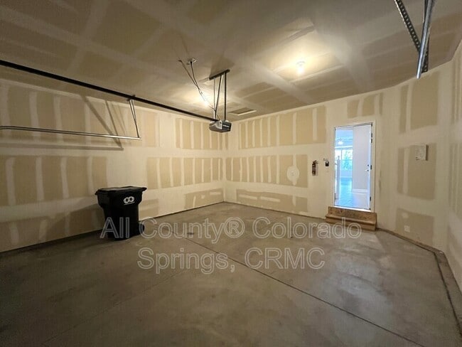 Building Photo - 763 Brambleberry Hts