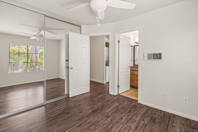 Building Photo - 3877 Pell Pl