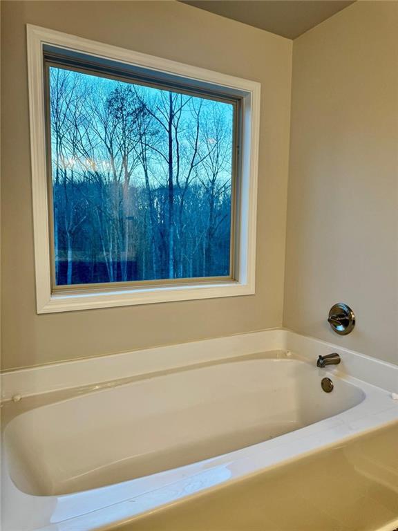 Building Photo - 232 Pinehurst Dr