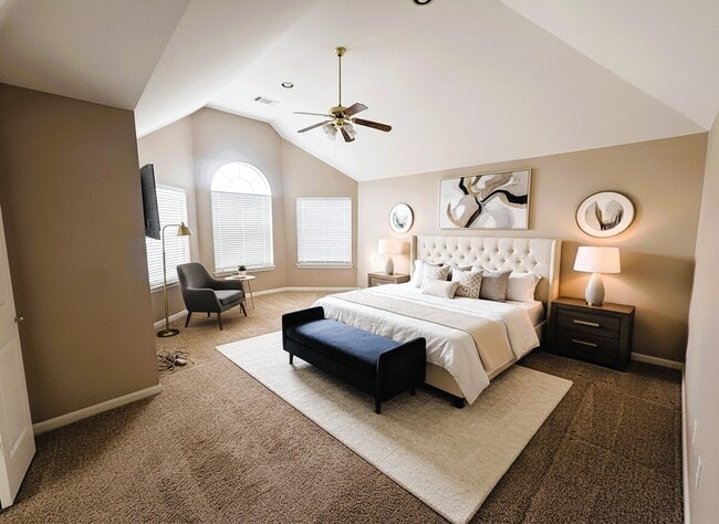 Building Photo - 1111 Mulberry Ln