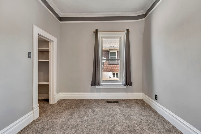 Building Photo - 2268 S 900 E