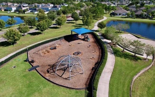 Building Photo - Spacious family home - 4 bedroom, 2.5 bath in Riverview