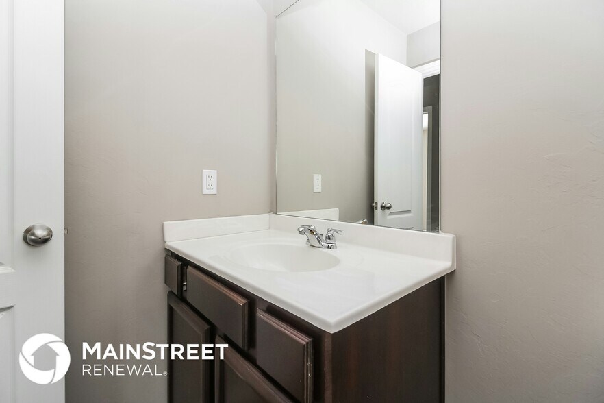 Building Photo - 4509 Wagner Lake Dr