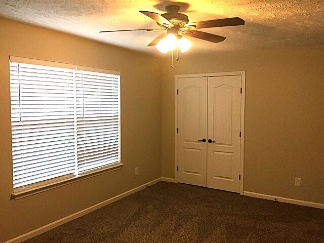 Building Photo - 3053 Bluffhollow Gap