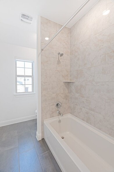 Building Photo - 2924 Zuni Pass