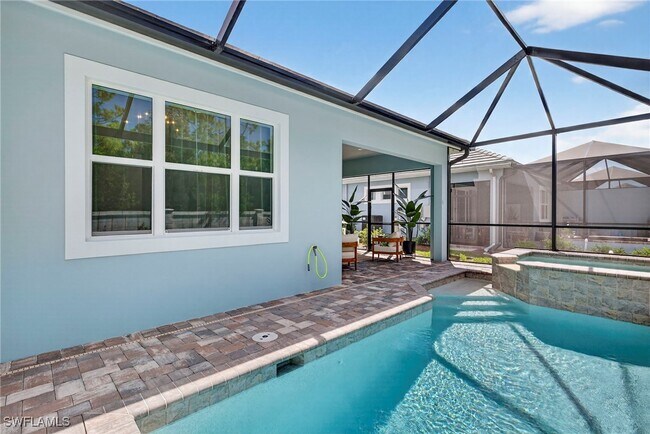 Building Photo - 8877 Yucatan Ct