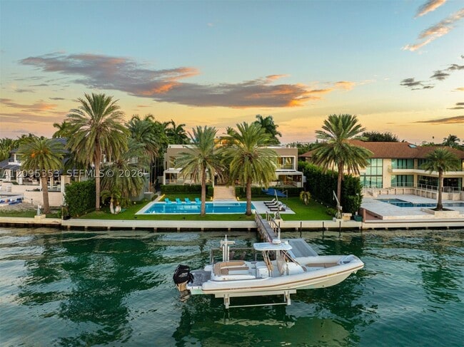 Building Photo - 360 Harbor Dr
