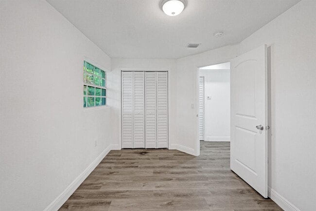 Building Photo - $1,995 435 NW 82ns Terrace Ter #2