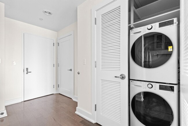 Building Photo - 3312 Hudson Ave