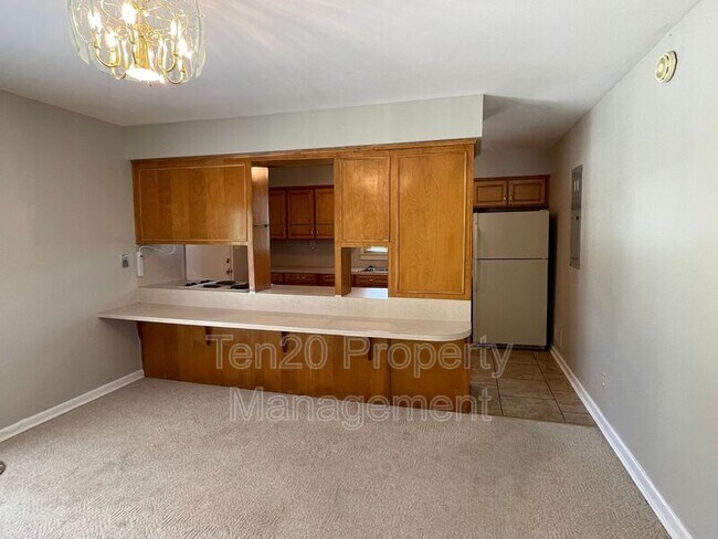 Building Photo - 4204 Wilbur Dr