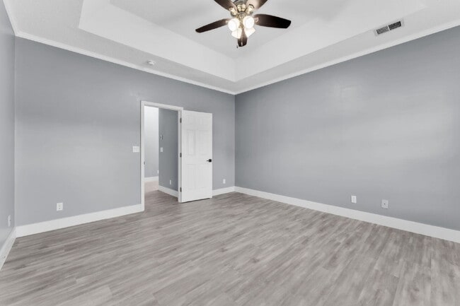 Building Photo - Beautiful 3-Bedroom Retreat with 2 Full Baths in Scenic Woodruff $1,875/mo rent