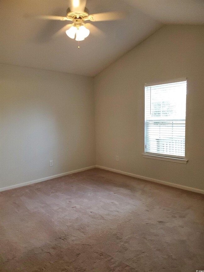Building Photo - 444 Plover Ln