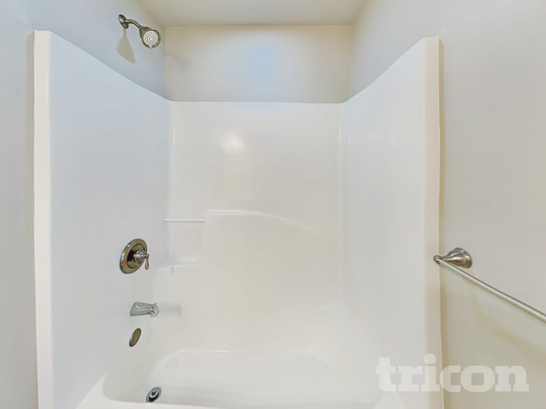 Building Photo - 4904 Valley Trail Ct