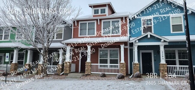 Primary Photo - 3 Bed/2.5 Bath Townhome Located in the Col...