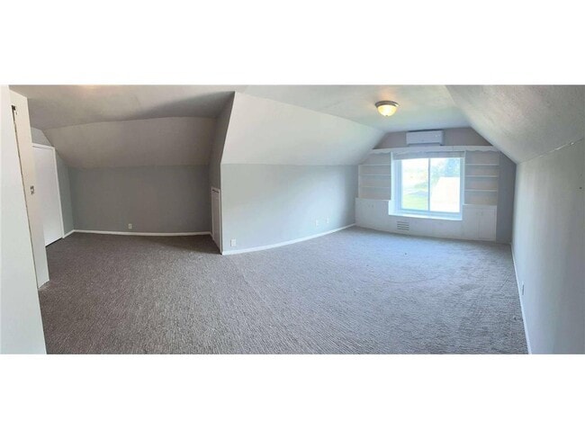 Building Photo - 3858 Wooddale Ave S