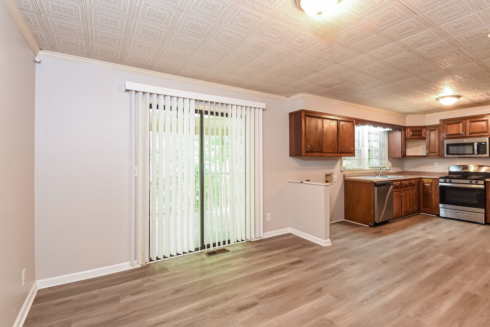 Building Photo - 4630 Cresant Ln