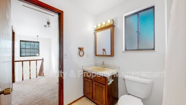 Building Photo - 5735 W 2nd Ave