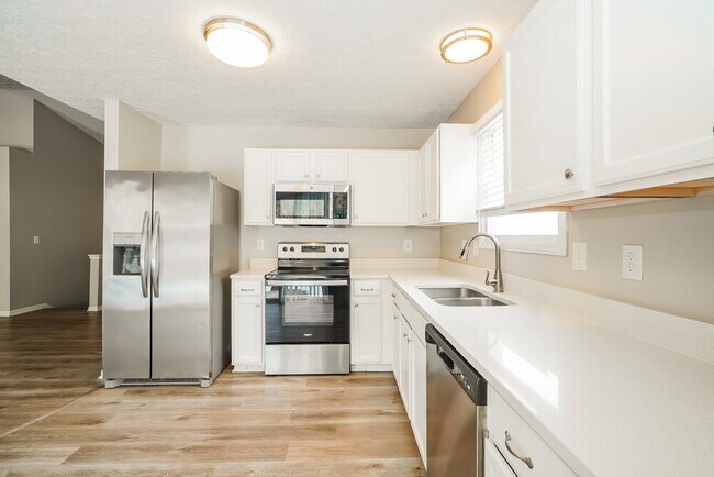 Building Photo - 5776 Chase Run