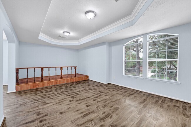 Building Photo - 6103 Sebastian Hill Dr