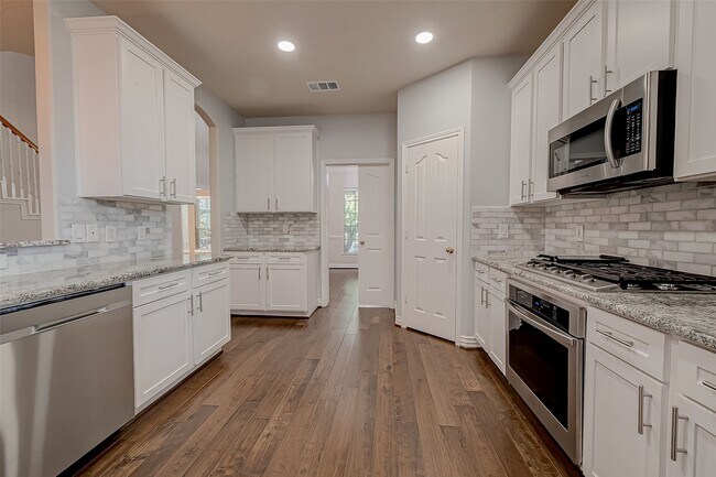 Building Photo - 3827 Garden Way