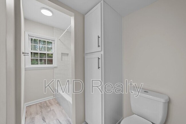 Building Photo - 4605 Coronado Dr