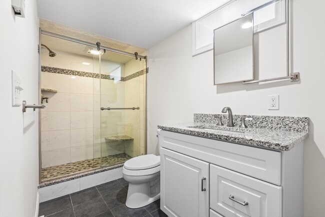 Building Photo - 2 Deane Ave