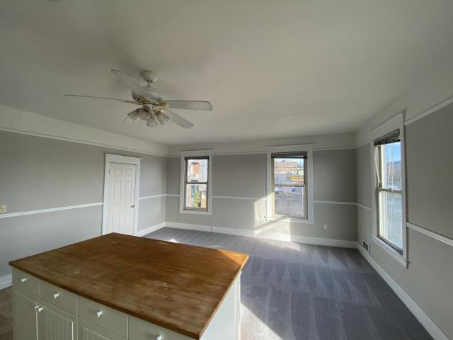 Building Photo - 1 bedroom in Seattle WA 98107