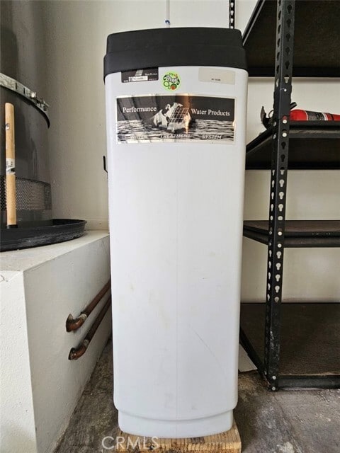 Building Photo - 1345 W Hillandale Ave