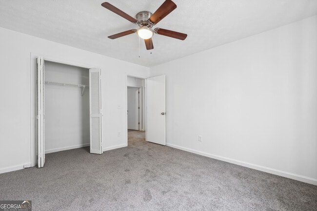 Building Photo - 3758 Westchase Dr