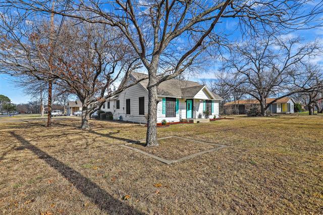 Building Photo - 125 E Tabb St