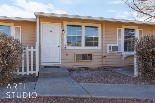 Primary Photo - Newly Remodeled 1 Bedroom Condo