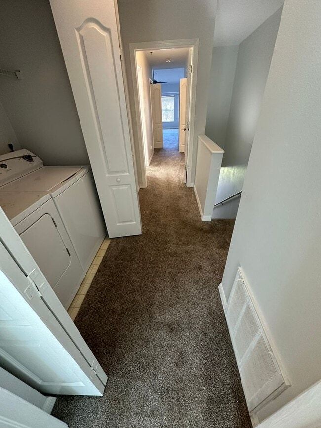 Building Photo - TIERRA VERDE - Updated Unfurn. Annual - 3 ...