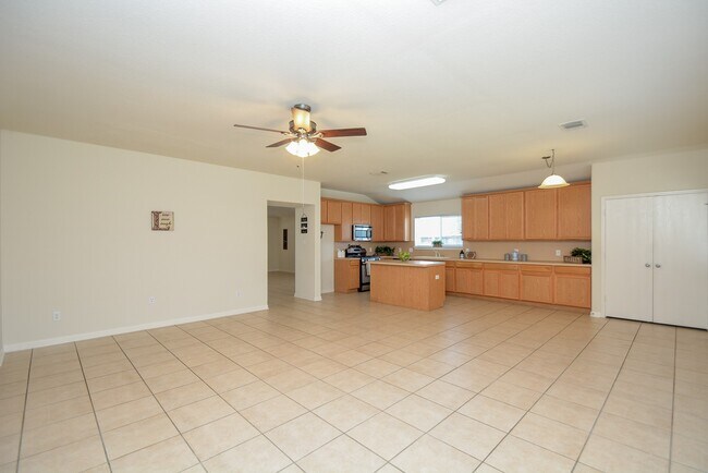 Building Photo - 15318 Marlowe Grove Dr