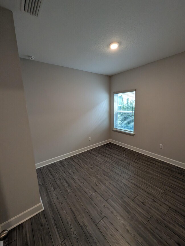 Building Photo - 84 Alston Dr