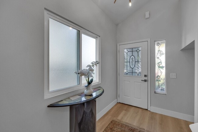 Building Photo - LUXURY LONG-TERM RENTAL: Fully Furnished and Renovated 3 Bed/3 Bath Kihei Home with Private Saltw...