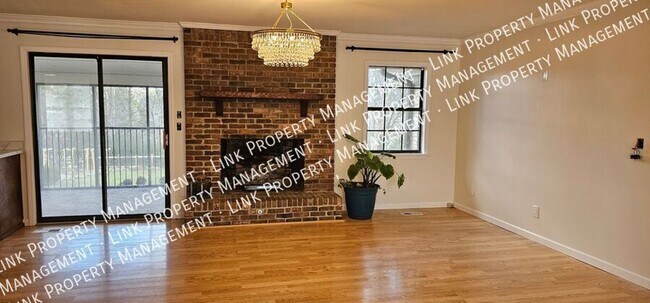Building Photo - 9328 Berkshire Cir