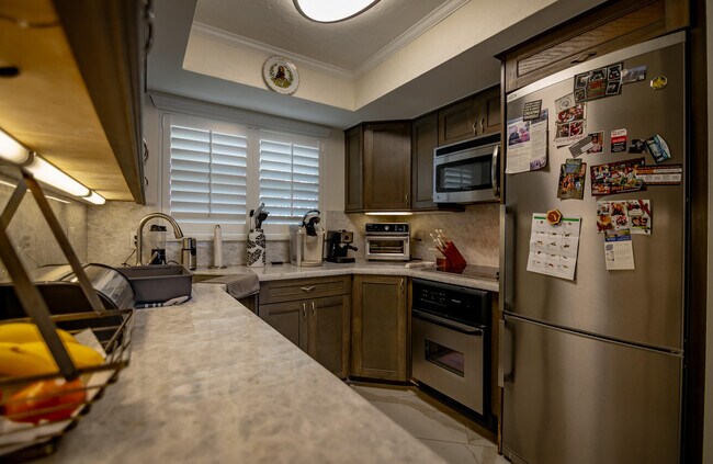 Building Photo - 68 Yacht Club Dr