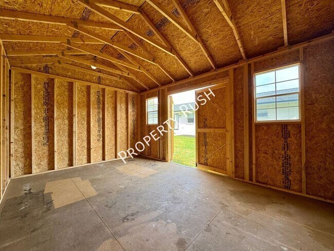 Building Photo - 7339 Brookside Dr