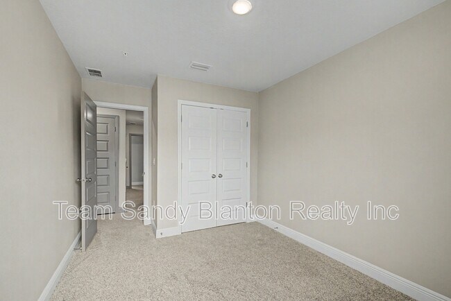 Building Photo - 9055 Golden Eye Dr