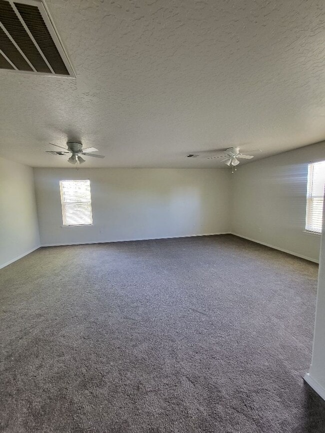 Building Photo - Cute Nampa Home