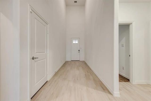 Building Photo - 3900 Falcon Fld