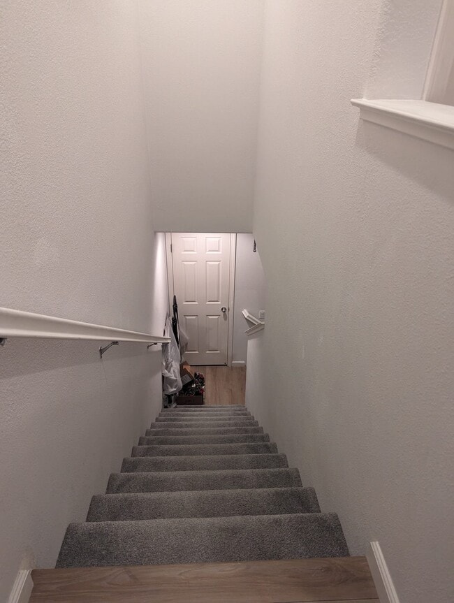 Building Photo - 135 Parc Place Dr