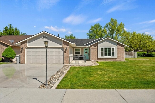 Primary Photo - 2106 Carey Pl