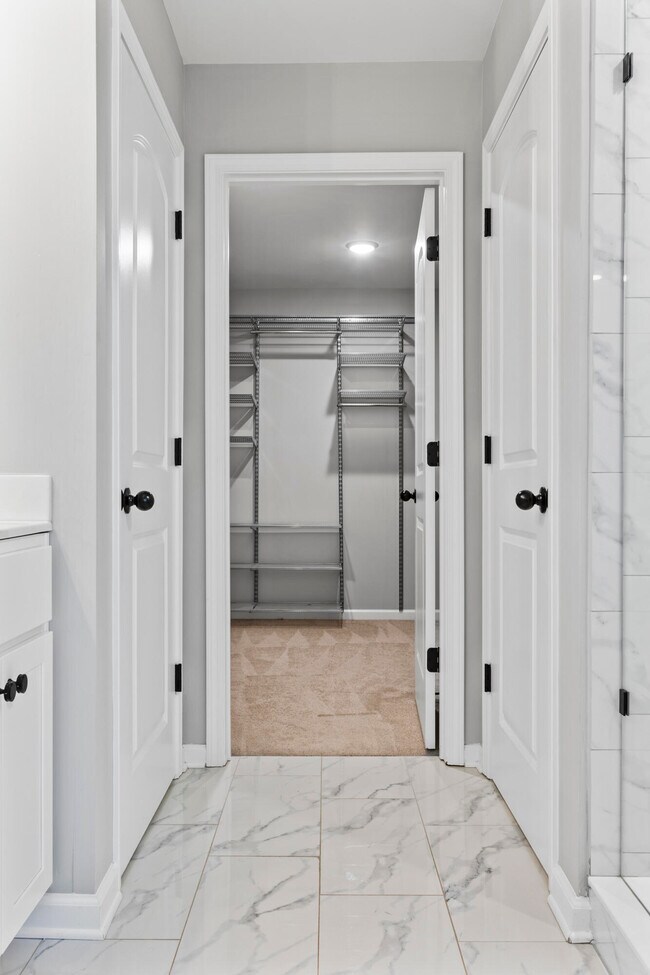 Building Photo - 2681 Rockaway Pl