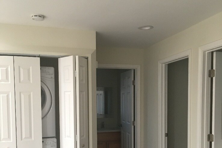 Inside - 1149 Lincoln Ct