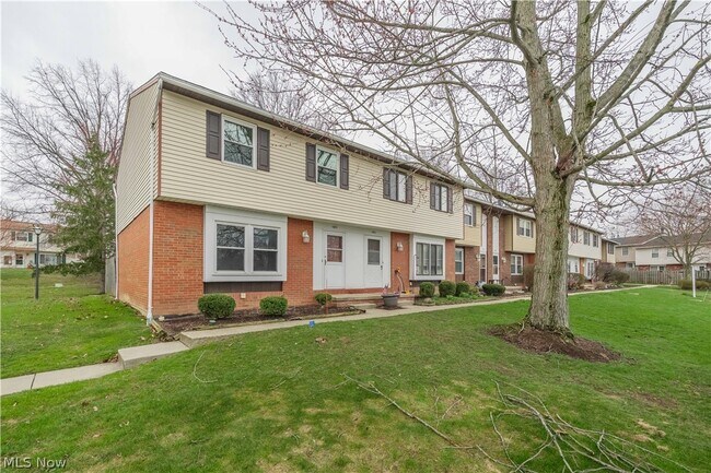 Building Photo - 4599 Cox Dr